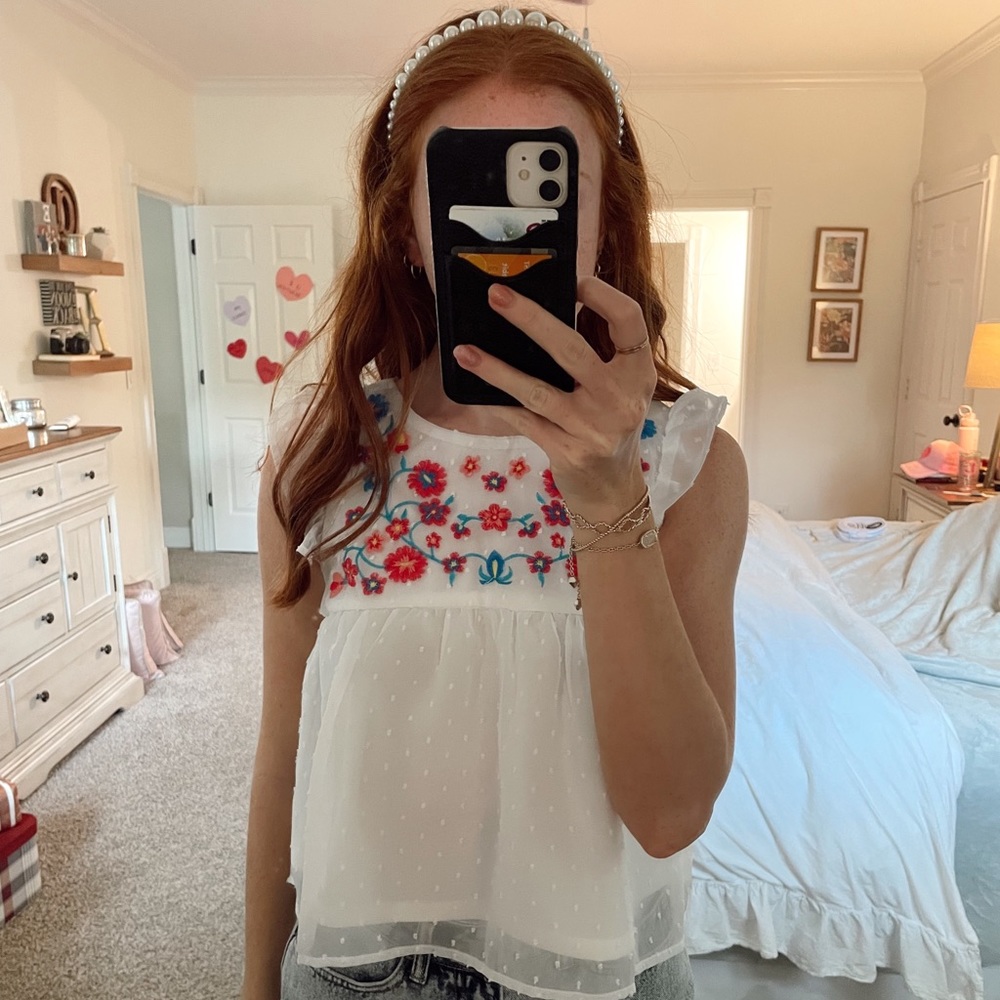 Francesca‘s Kids Floral Ruffle Top